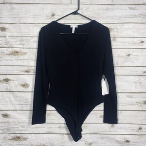 Leith Women Deep V-neck Long Sleeve Bodysuit Slim Fit Black Size L